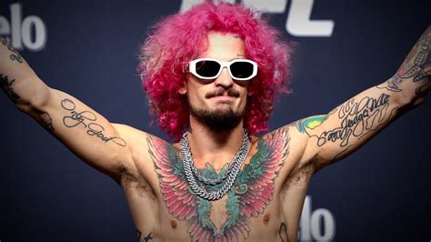 Sugar sean o'malley - Sean O’Malley’s head coach wasn’t surprised by what he saw from Marlon Vera at UFC 299. “He’s just as slow as I remembered,” Tim Welch said Wednesday on The MMA Hour .